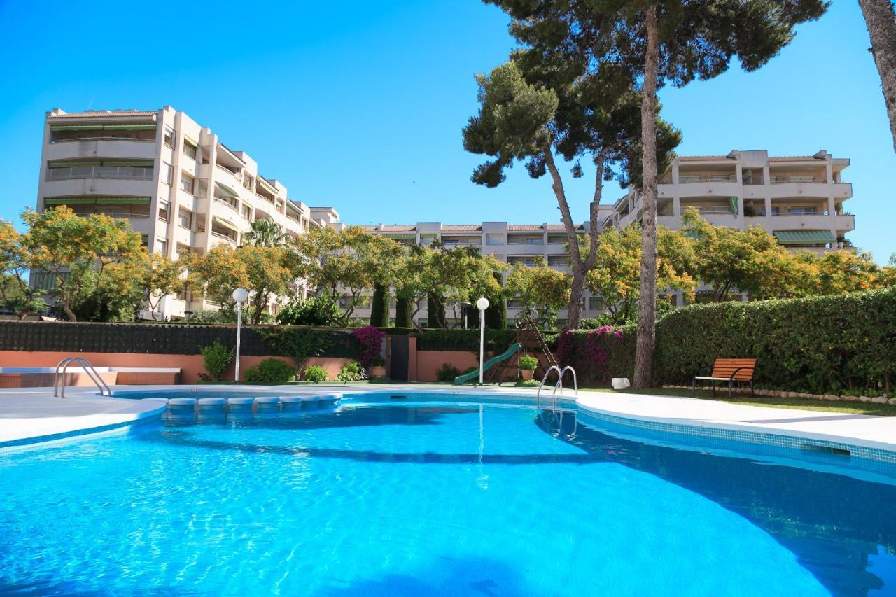 Uhc Buigas Luz Apartments Salou Dış mekan fotoğraf